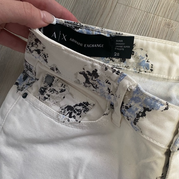 Armani exchange floral white jeans - Picture 5 of 6